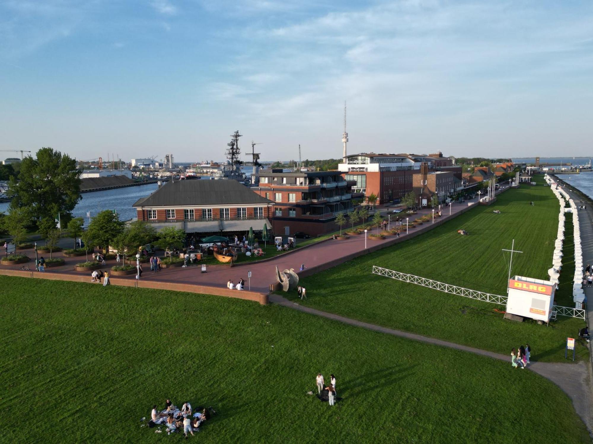 Strand-Apartment, Strandkorb, Meeresrauschen, Parkplatz Wilhelmshaven Esterno foto