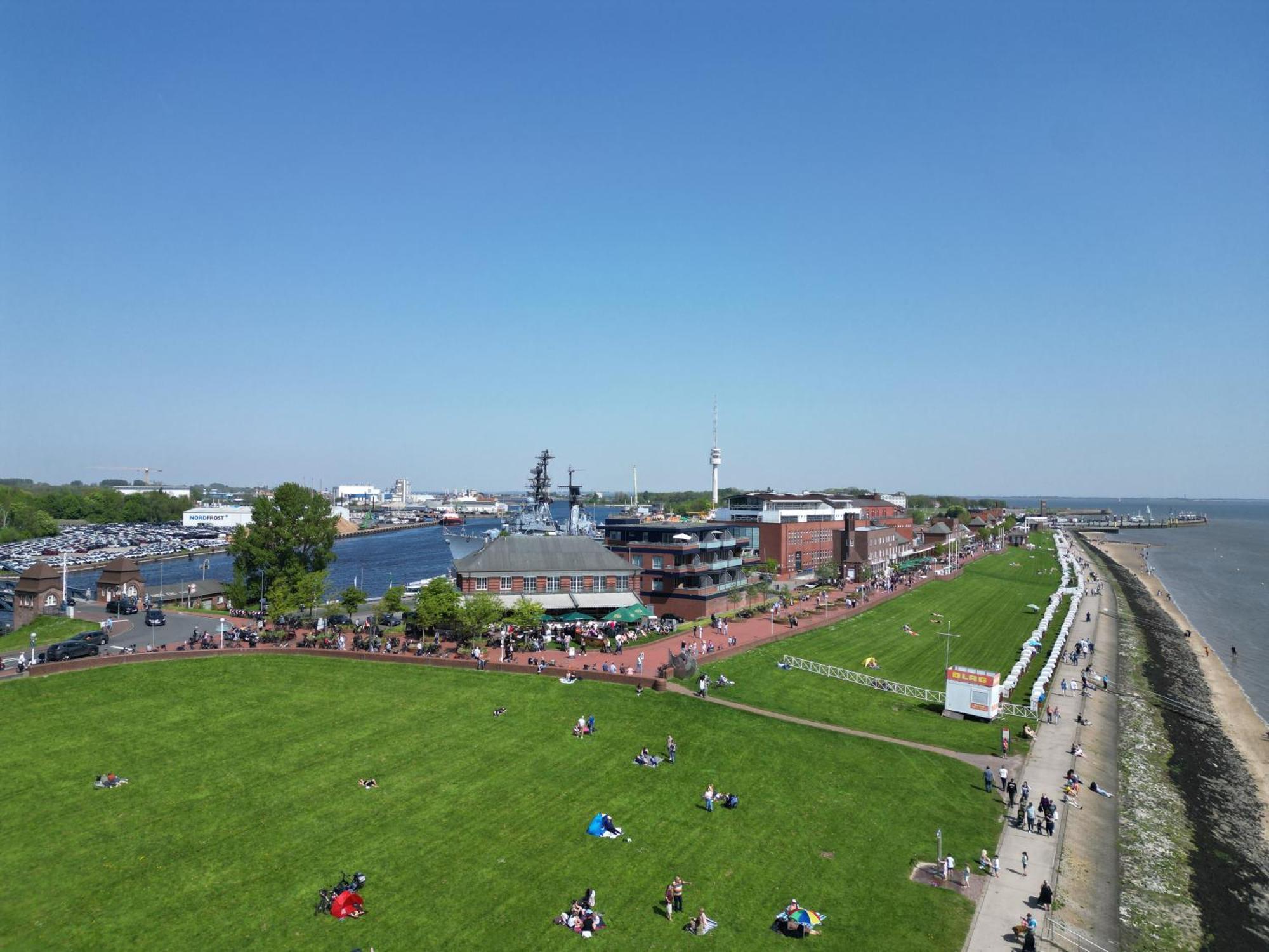 Strand-Apartment, Strandkorb, Meeresrauschen, Parkplatz Wilhelmshaven Esterno foto
